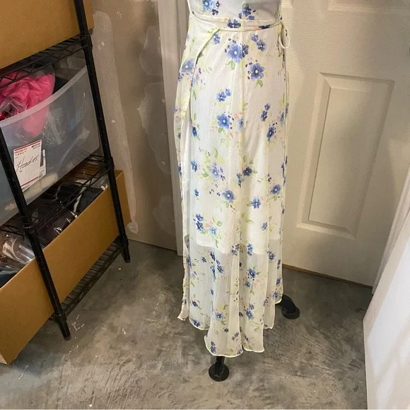 Altar’d  State Maxi Floral Wrap Dress in White womens Small white short sleeve - Picture 7 of 13